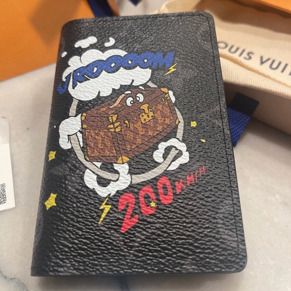 Limited Edition, Brand New Classic Louis Vuitton Pocket Organizer - Picture 10 of 10